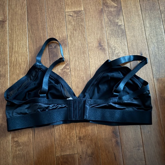 Auden Bralette - Picture 2 of 5